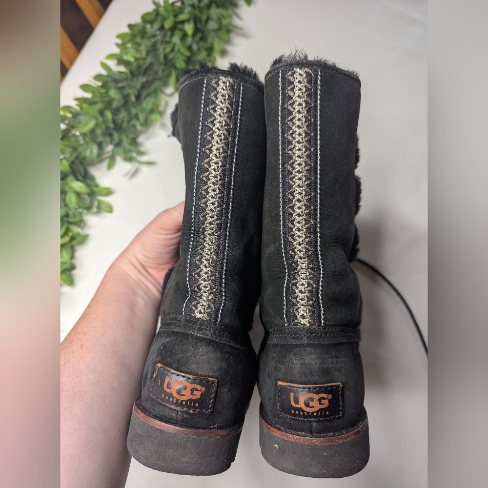 Ugg Rommy Stitches Suede Boots Black